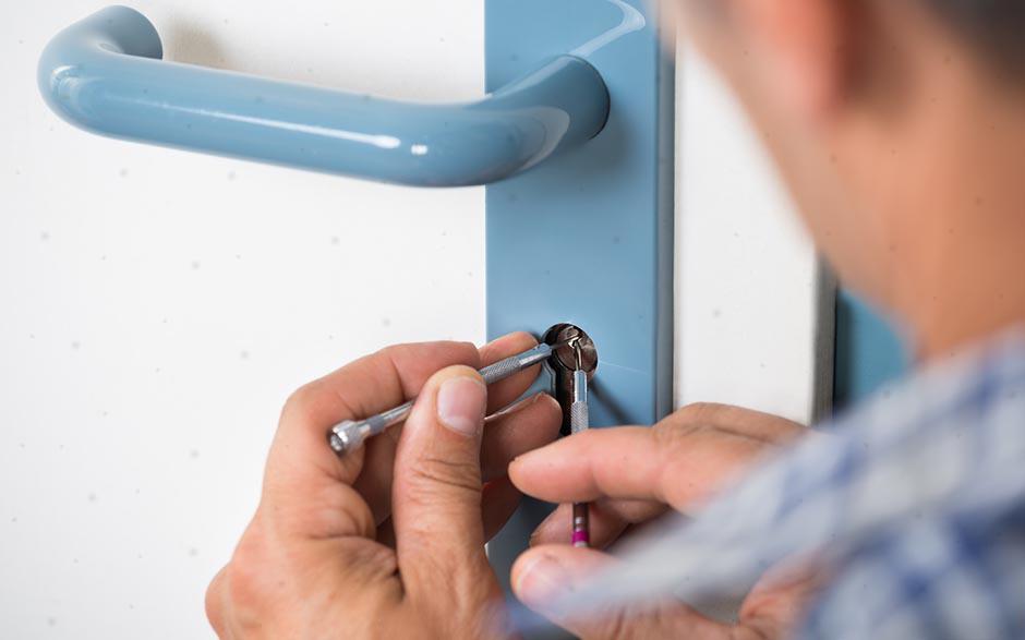 changement de serrure prix Neauphle-le-Vieux